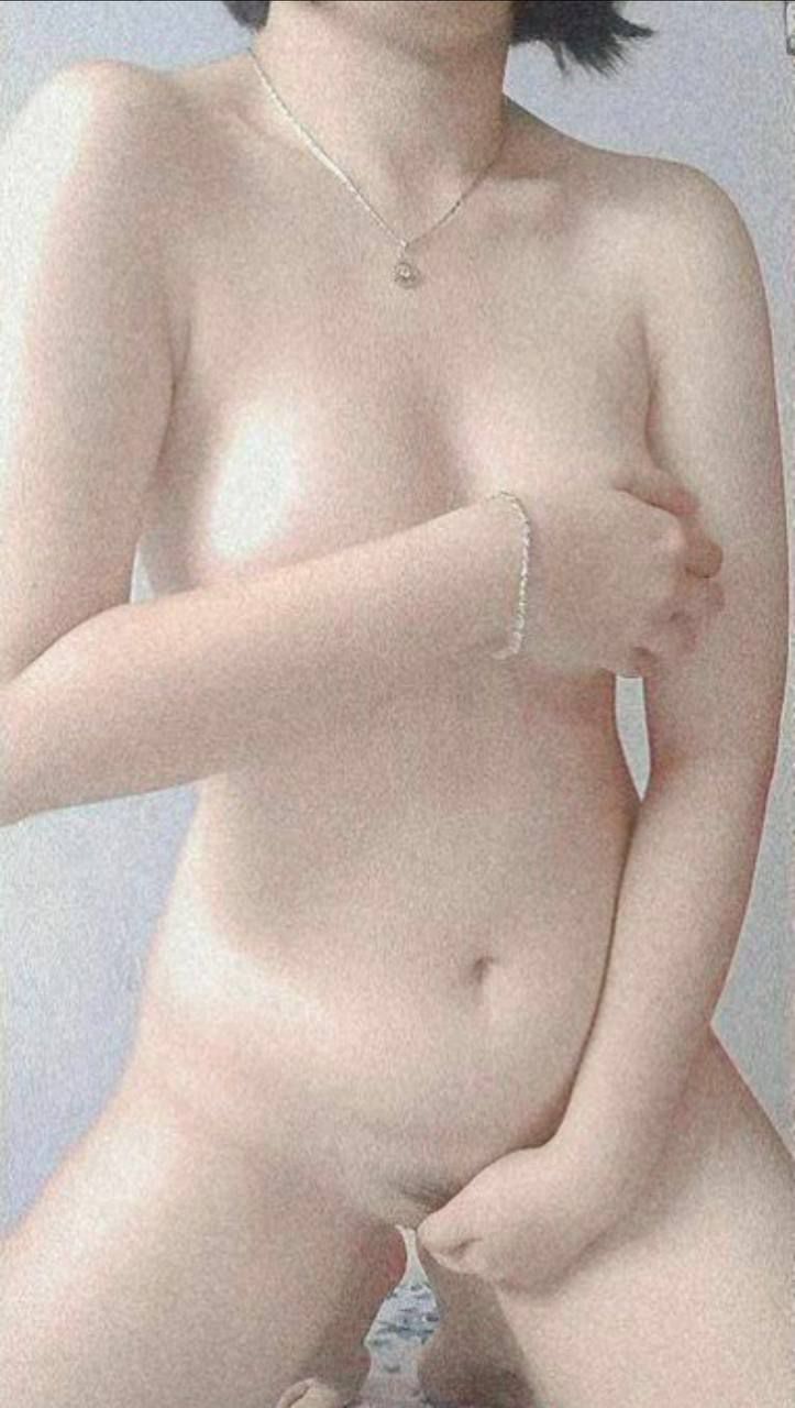 Nữa đêm xxx hai chị em dâm dục